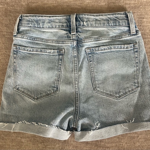 FLYING MONKEY
Exclusive Girls - High Rise Stretch Cuffed Short Size 16 - Picture 9 of 12